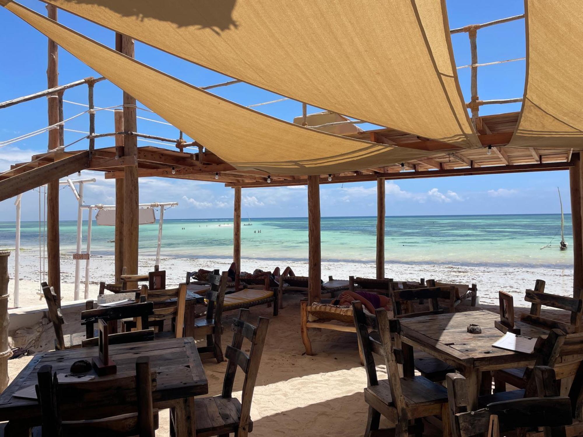 Breeze Residence كيوينجوا المظهر الخارجي الصورة