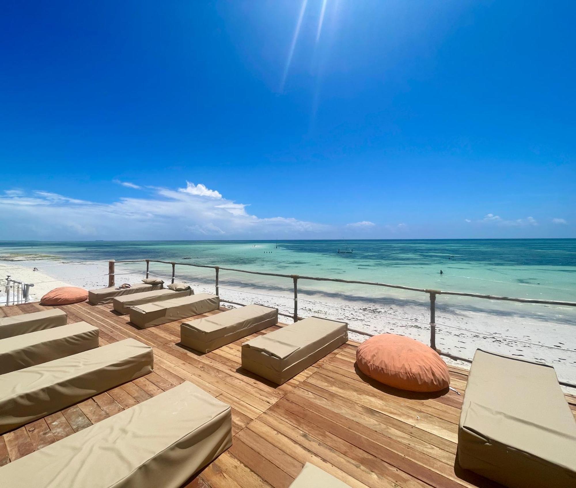 Breeze Residence كيوينجوا المظهر الخارجي الصورة